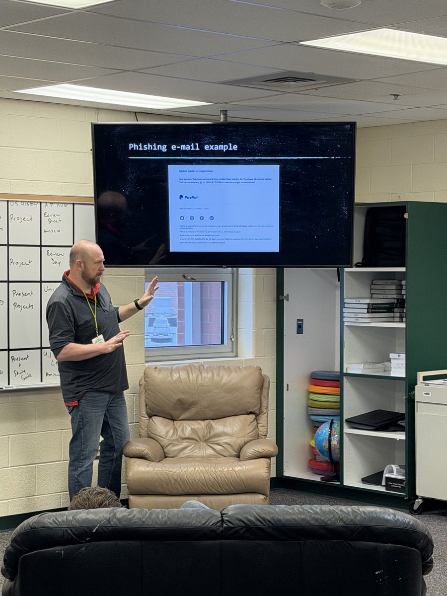 Mr. Kukarola tweet media