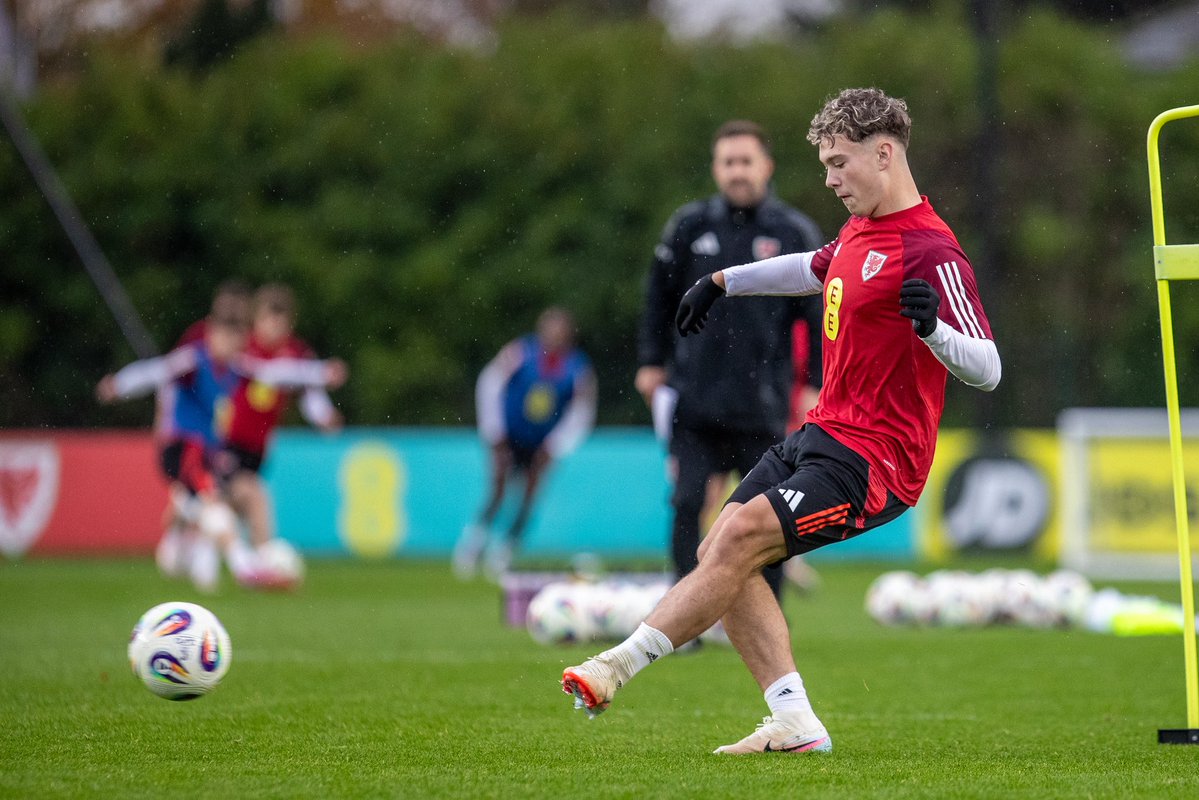 Preparing for our #U19EURO prep tournament ⚙️