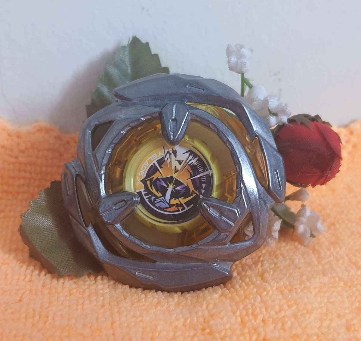 mellowmelody_06's tweet photo. More Multi Beyblade!! (˵˃ ᗜ ˂˵)
I really like her and her Beyblades so much. (,,>﹏<,,)

#beybladex #beyblade #wizardarrow #knightlance #wizardrod #knightshield https://t.co/zFzZjOgC5S