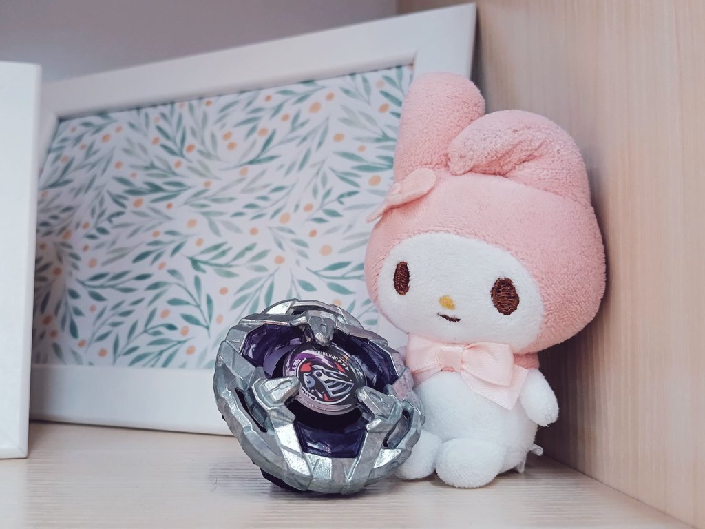 mellowmelody_06's tweet photo. More Multi Beyblade!! (˵˃ ᗜ ˂˵)
I really like her and her Beyblades so much. (,,>﹏<,,)

#beybladex #beyblade #wizardarrow #knightlance #wizardrod #knightshield https://t.co/zFzZjOgC5S