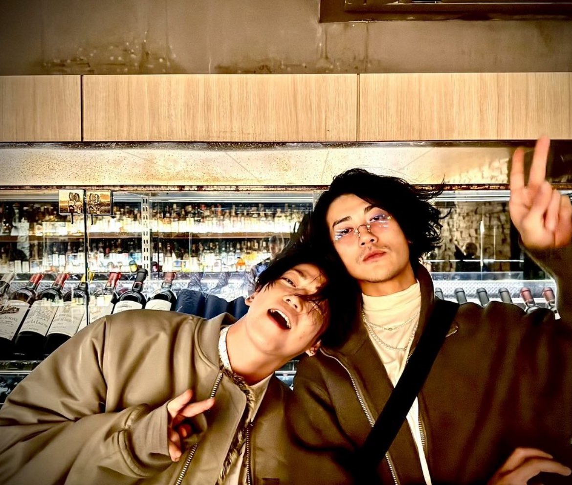 生徒手帳と下敷きに挟みたい仁亀すぎる