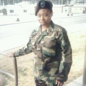 KeshaLundy's tweet photo. Happy Veterans!! 

“How important it is for us to recognize and celebrate our HEROS AND SHE-ROES!!”
-Maya Angelou https://t.co/1voND0ZlkH