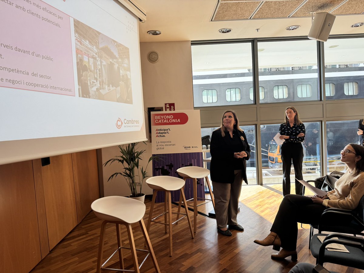 Cambres_Go's tweet image. Taller de les #CambresCat al #BeyondCatalonia2025 amb la @cambrareus i @cambralleida “falicilitem a les #pimes d’anar a fires: una finestra al mercat internacional i un món d’oportunitats amb l’acompanyament expert de la Cambra del territori”