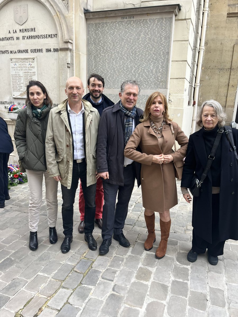 PIERREMAURIN's tweet image. Présent ce matin à @Mairie9Paris pour célébrer avec les élus et les habitants nos valeureux soldats vainqueurs de ce terrible conflit mondial. ➡️ Un moment d’unité nationale, de mémoire mais aussi de vigilance. #11novembre