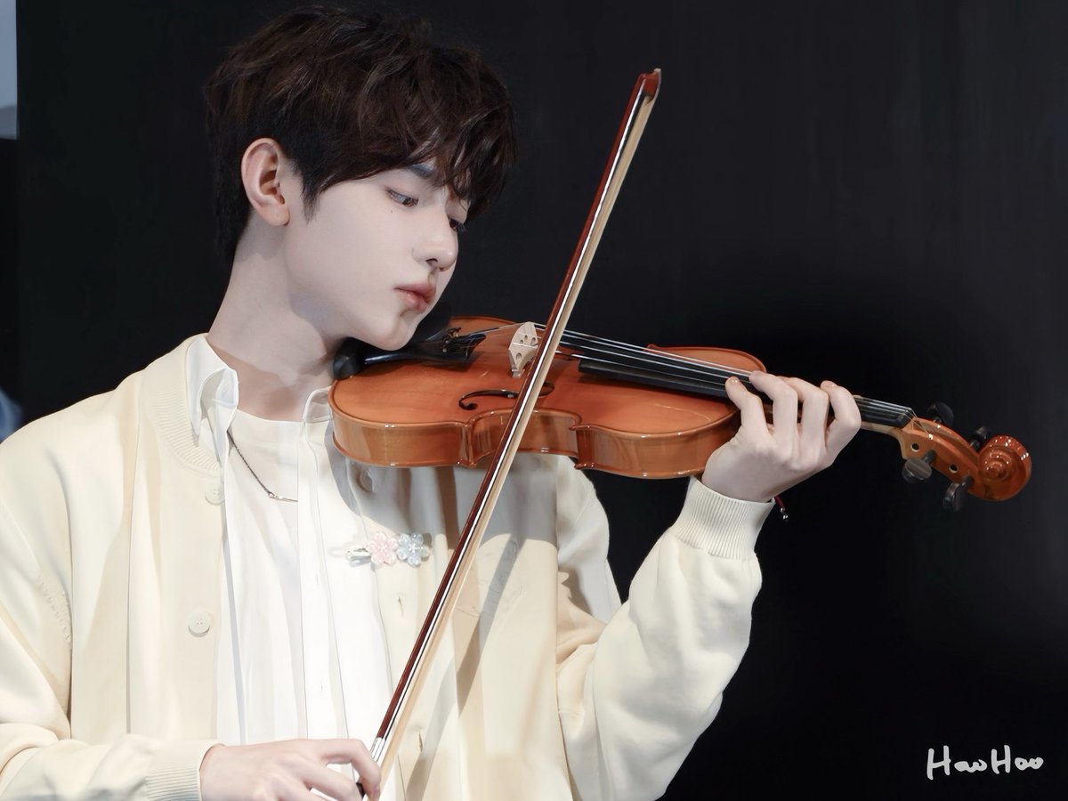 ZB1 QQ Music star light 中華 ジャンハオ 星5 希少 ZB1 QQ Music star