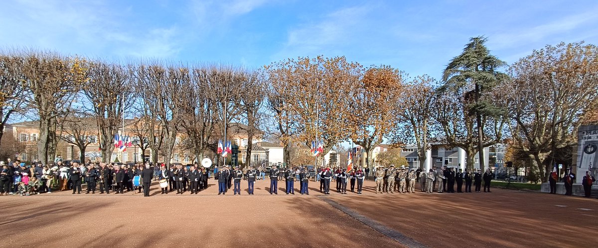 🇨🇵 #11novembre #1GM #MACON Cérémonie sous un beau soleil 🇨🇵
