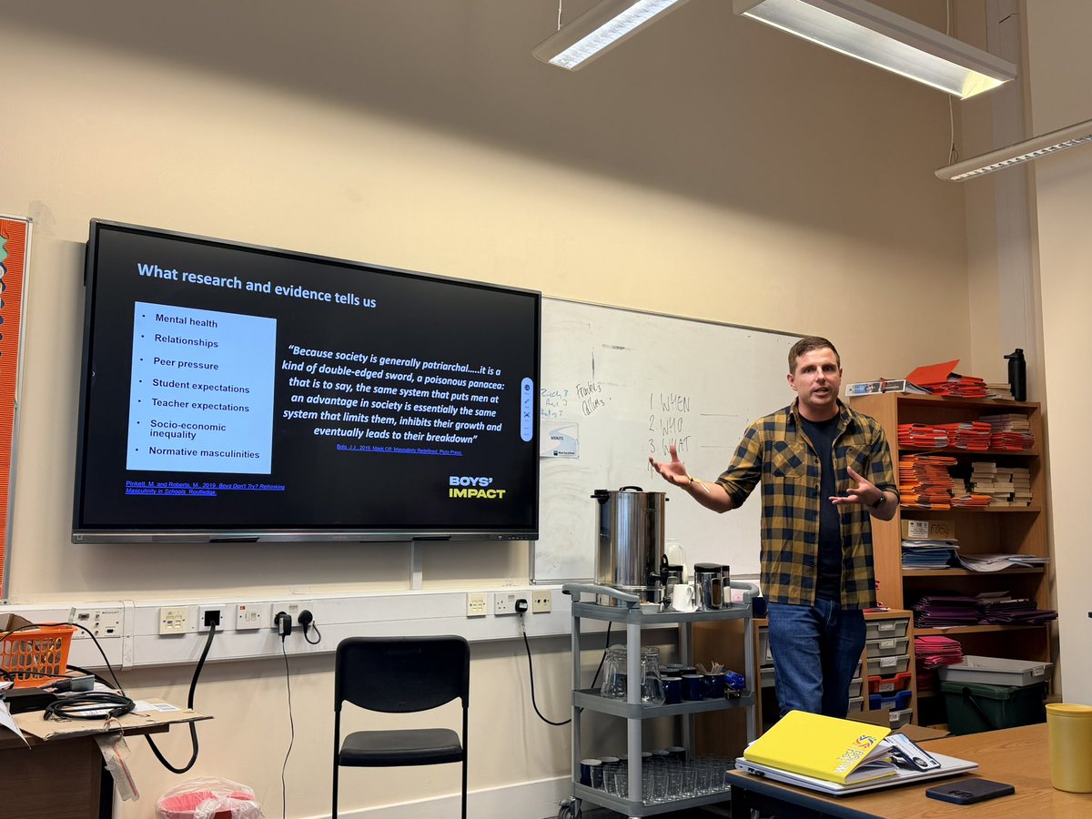 SiobhanMered123's tweet photo. On Friday we wrapped up our third @TedWraggTrust INSET day with the launch of our work with @EduDetective and Boys Impact. It’s absolutely the right moment to tackle these persistent issues and I’m excited to see this work develop across our schools. Huge thanks to Alex! https://t.co/AEff3xcu7M