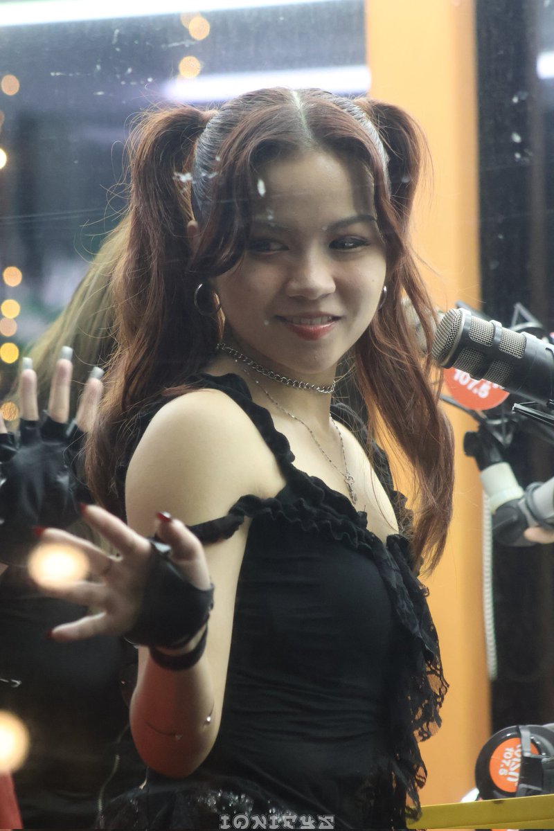 iONifYz's tweet photo. [2025.11.05] FINIX Cole 
《 Wish Bus Roadshow 》
📍Vista Mall, Taguig

#FINIX #Wish1075 #WishBus #FINIXonWishBus #MeetFINIX #FINIX_COLE
@finix_cole https://t.co/v8uRuLF90I
