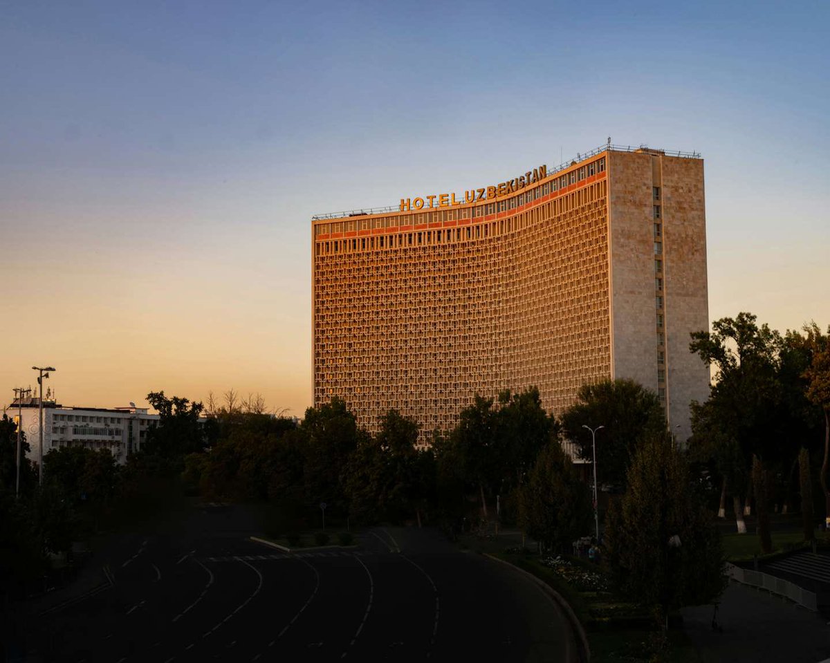 luusssso's tweet image. Beautiful photos of Soviet modernism by Karel Balas