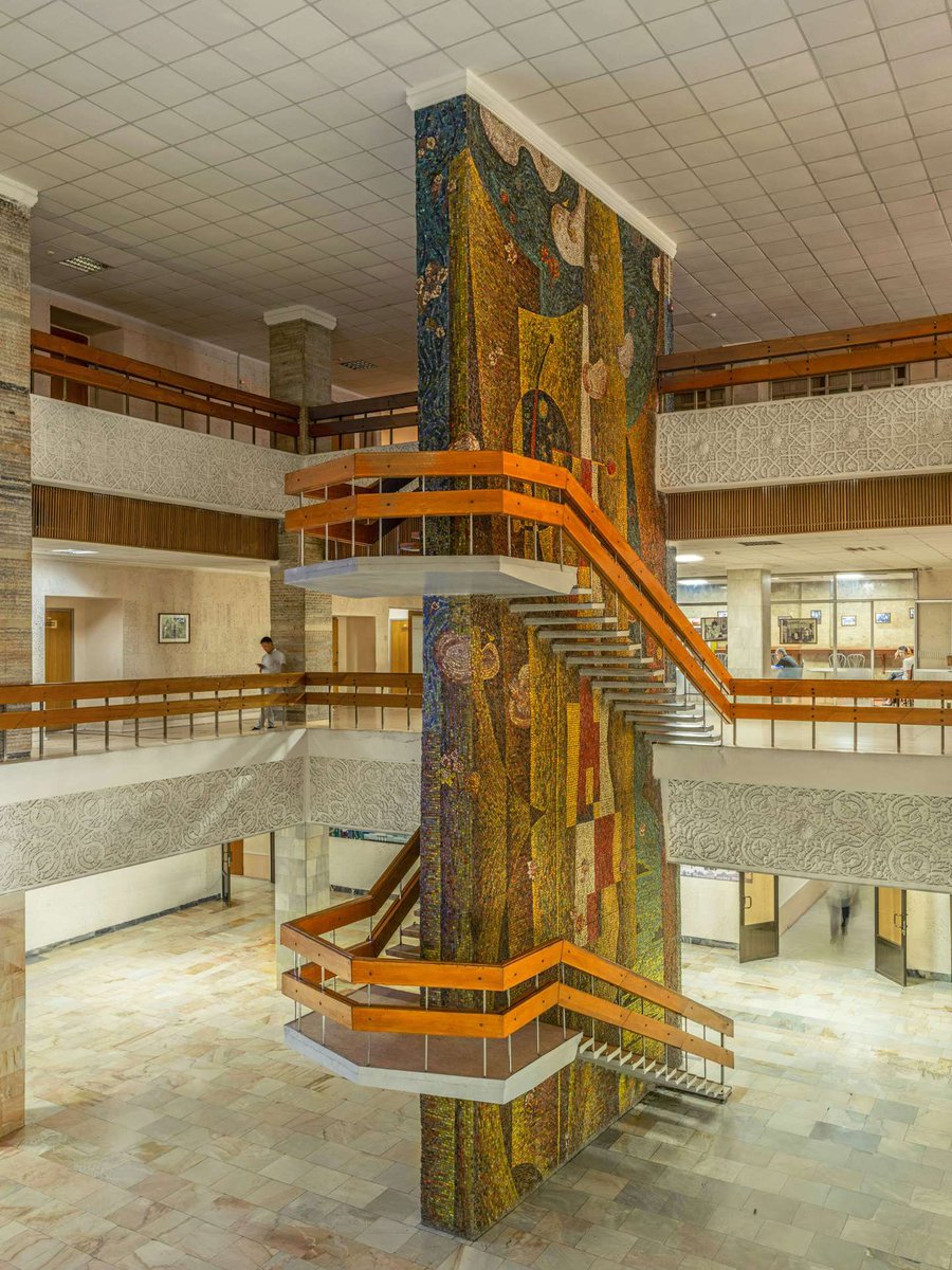 luusssso's tweet image. Beautiful photos of Soviet modernism by Karel Balas