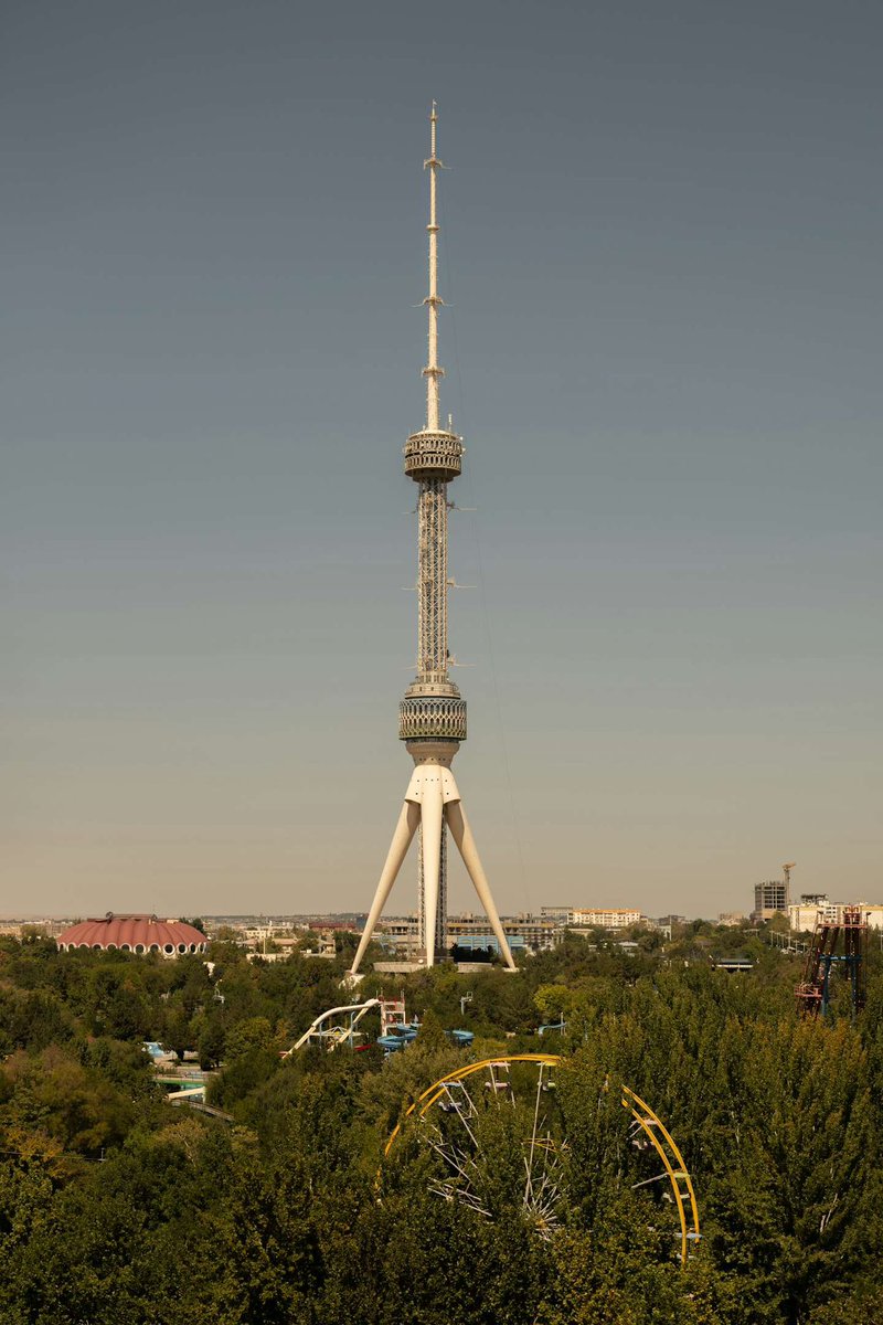 luusssso's tweet image. Beautiful photos of Soviet modernism by Karel Balas