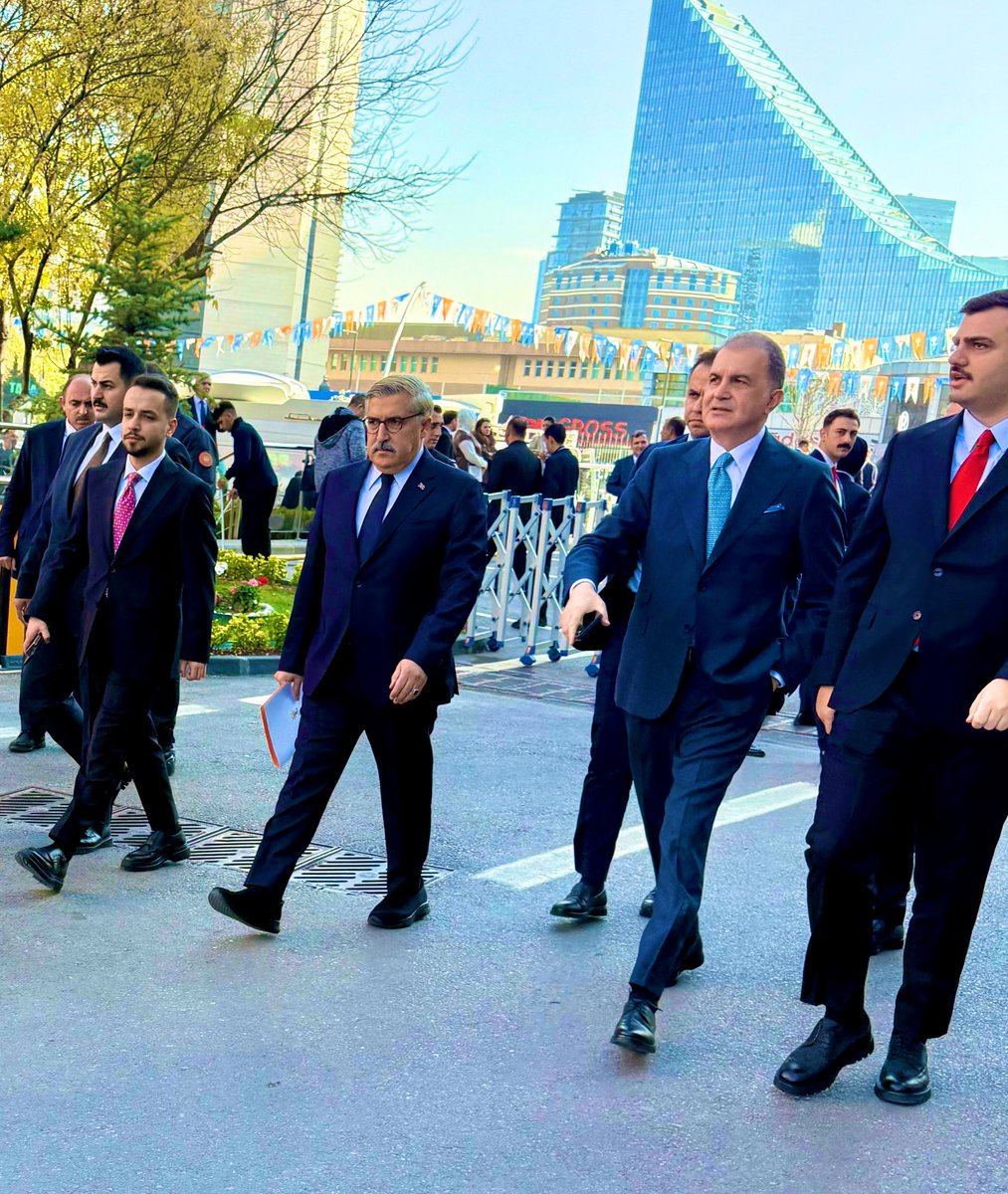 Aynı Dava, Aynı Yol, Aynı İnanç…
Birlikte Yol Yürümek Nasiplerin En Güzeli.

<a href="/omerrcelik/">Ömer Çelik</a>