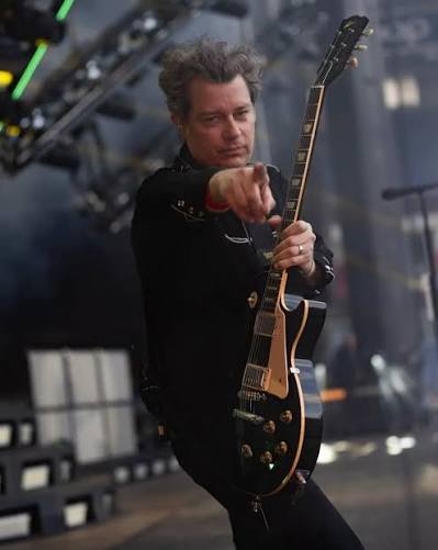 Hoy está cumpliendo años el señor Jason White 💚