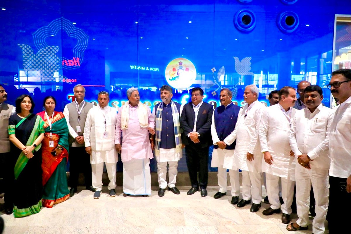 thekjgeorge's tweet photo. Today I attended the inauguration of the new @CollinsAero Operations Facility spread across 26 acres in the #Devanahalli Industrial Area, by the Hon’ble @CMofKarnataka Shri @siddaramaiah and Hon’ble Deputy Chief Minister Shri @DKShivakumar.

The facility provides a great impetus to #Karnataka’s aerospace and defence manufacturing sector, reinforcing the state’s leadership in driving the #MakeInIndia initiative through advanced technology and innovation.

ಇಂದು ನಾನು ದೇವನಹಳ್ಳಿ ಕೈಗಾರಿಕಾ ಪ್ರದೇಶದಲ್ಲಿ 26 ಎಕರೆಗಳಷ್ಟು ವಿಸ್ತೀರ್ಣದಲ್ಲಿ ನಿರ್ಮಿಸಲಾಗಿರುವ ಹೊಸ ಕಾಲಿನ್ಸ್ ಏರೋಸ್ಪೇಸ್ ಕಾರ್ಯಾಚರಣೆ ಸೌಲಭ್ಯದ ಉದ್ಘಾಟನೆಯಲ್ಲಿ ಭಾಗವಹಿಸಿದೆ. ಈ ಸೌಲಭ್ಯವನ್ನು ಸನ್ಮಾನ್ಯ ಮುಖ್ಯಮಂತ್ರಿಗಳಾದ ಶ್ರೀ ಸಿದ್ದರಾಮಯ್ಯ ಮತ್ತು ಮಾನ್ಯ ಉಪಮುಖ್ಯಮಂತ್ರಿಗಳಾದ ಶ್ರೀ ಡಿ.ಕೆ. ಶಿವಕುಮಾರ್ ಅವರು ಉದ್ಘಾಟಿಸಿದರು. ಈ ಸೌಲಭ್ಯವು ಕರ್ನಾಟಕದ ಏರೋಸ್ಪೇಸ್ ಮತ್ತು ರಕ್ಷಣಾ ಉತ್ಪಾದನಾ ವಲಯಕ್ಕೆ  ಉತ್ತೇಜನವನ್ನು ನೀಡುವುದಲ್ಲದೆ ಸುಧಾರಿತ ತಂತ್ರಜ್ಞಾನ ಮತ್ತು ನಾವೀನ್ಯತೆಯ ಮೂಲಕ ಮೇಕ್ ಇನ್ ಇಂಡಿಯಾ ಉಪಕ್ರಮವನ್ನು ಮುನ್ನಡೆಸುವಲ್ಲಿ ರಾಜ್ಯದ ಮುನ್ನಡೆಯನ್ನು ಬಲಪಡಿಸುತ್ತದೆ.

@INCKarnataka @MBPatil @RTX_News  @KarnatakaVarthe