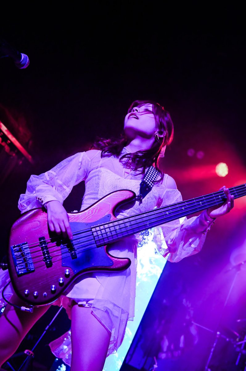 Thank You LAWrence🇺🇸‼️ 5弦全部で挑めました！👊 #LOVEBITES