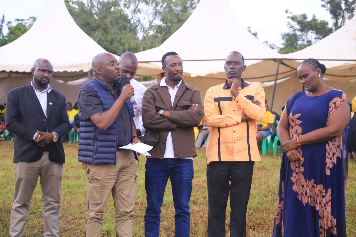 BunyoroSqoop's tweet image. Of recently in Bujuura ward, the RCC Mugabi talked about a dialysis equipment at Hoima Referral H.

Hearing from doctors suchs as @rkalyes1, @SemitalaFred, you get to know how this news should be celebrated.

Some patients had to travel 300Kms for dialysis!