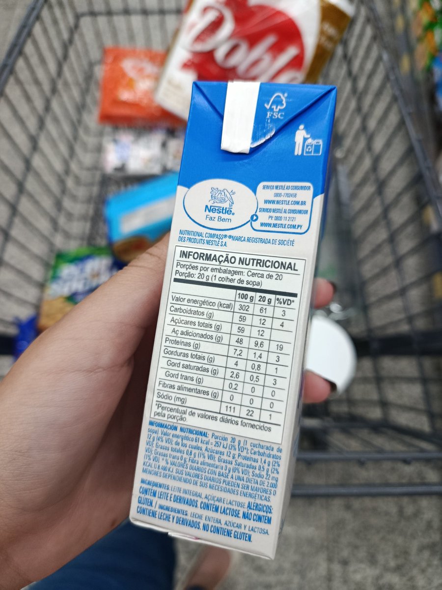 itpjmkcals_'s tweet photo. Gente já pararam pra reparar que uma caixinha de leite condensado tem literalmente 1000 calorias? https://t.co/rghfRJxQ9o