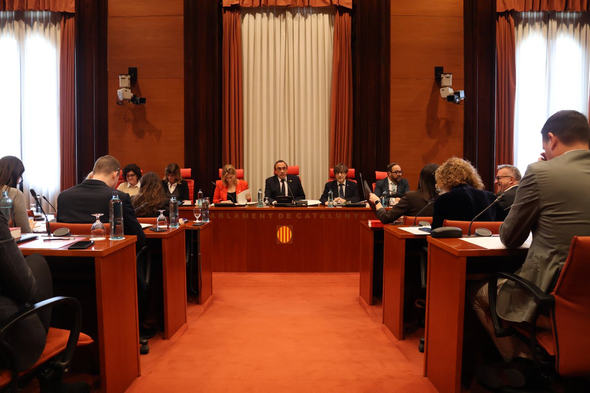 parlamentcat's tweet image. El Ple del Parlament de la setmana vinent votarà el Projecte de llei de l’Agència d’Atenció Integrada Social i Sanitària i dos decrets llei.
🔗Més informació: parlament.cat/web/actualitat…