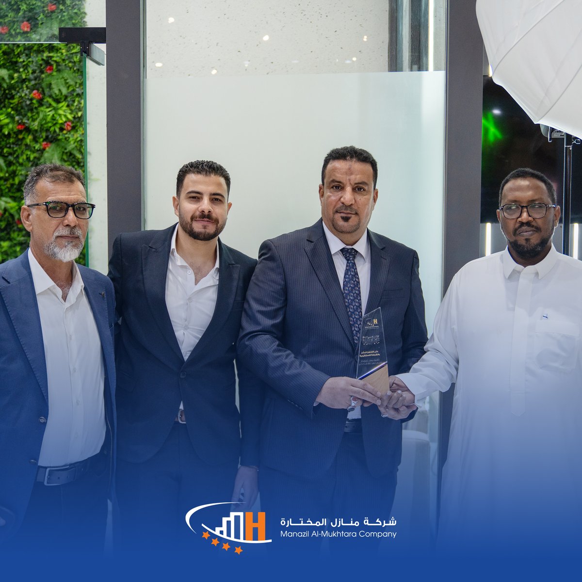 manazilmokhtara's tweet image. اليوم الثاني من #معرض_الحج_والعمرة – جدة 2025
نواصل في منازل المختارة للفنادق تقديم خدماتنا المتميزة لضيوف الرحمن، ضمن رؤية المملكة 2030 لتطوير قطاع الضيافة والحج والعمرة.
زورونا في جناحنا واكتشفوا معنا تجربة ضيافة تُلهم 💫

✨ Visit us at our booth!
#منازل_المختارة #جدة2025…