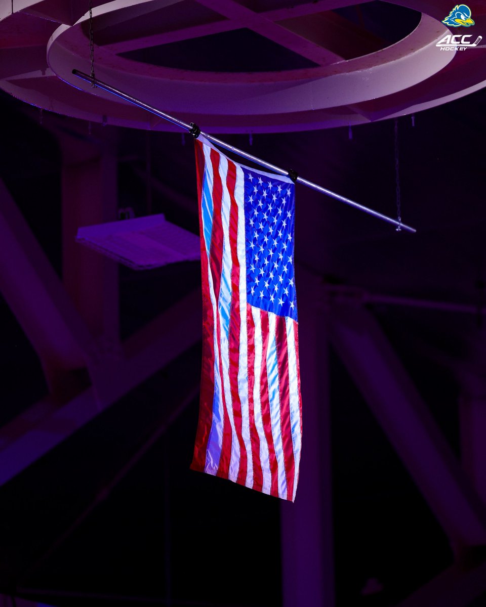 UDHockey's tweet photo. Thank You Veterans!!
- We are forever indebted to your sacrifice for this country, and we strive to compete with the same strength and heart you had on the battlefield ๐บ๐ธ
๐๐#UDMIH #UDpride #DelawareHockey #GoHens #VeteransDay #ThankYouVets https://t.co/NYczxkMlTY