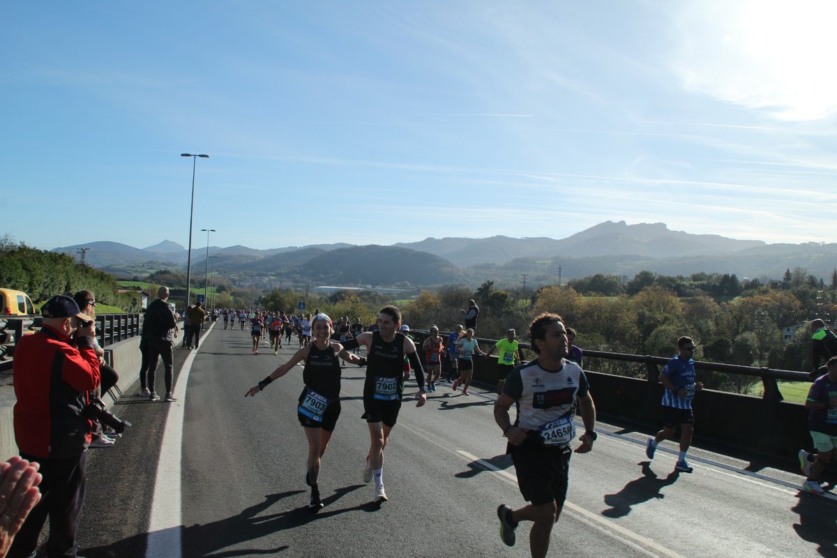 Iazkoa Dabid-i dedikatu genion; aurtengoa Ramon-ei. Espero det, denbora luzez, hurrengoak inori eskaini beharrik ez izatea...

<a href="/BehobiaSS/">BehobiaSS</a>
#2025
#ramongogoan

#inlove😍
<a href="/otxandio/">arkaitz laspeñas</a> 
<a href="/lasterketak/">lasterketak.eus</a> 

📷 Joxi Zudaire👨‍⚕️🩺