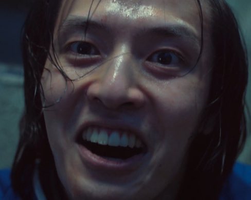 three minutes until his death, pointing a knife at another man, eyes puffy from crying and at such an unstable state he isn’t even thinking rationally anymore plus his batshit crazy looking ass but Mmmmhmhgmmgmfpgpgpfhfhfghhhh….,.,.,,..,,..,