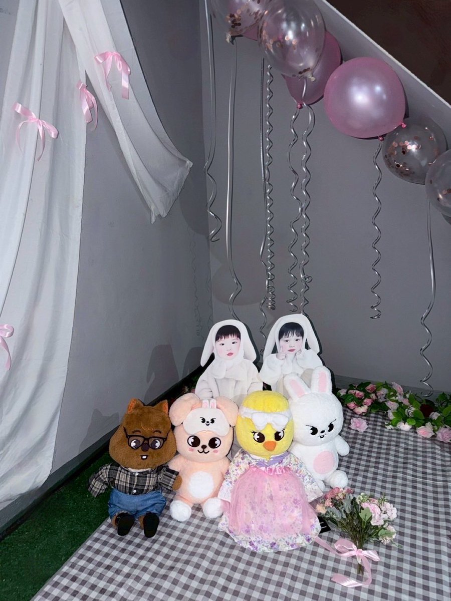 thisis2MIN_cafe's tweet photo. 𝓉𝒽𝒶𝓃𝓀𝓈 𝓉𝑜 . . .

ทีมงานและเพื่อน ๆ ทุกคนที่ช่วยกันตั้งแต่วางแผนจนถึงวันงาน
ทุกคนคือกำลังสำคัญที่ทำให้เฟ่ครั้งนี้สำเร็จอย่างสวยงาม ขอบคุณมาก ๆ เลยนะ💗

@bunnyrabii @BibleLondon @jnisjn

( +🫶🏻
@luckygrlremi @doradoxjh14 @YhaPhoenixx @iamnobodyx_ @HONEY_H97 ) https://t.co/HK7NNwe49v