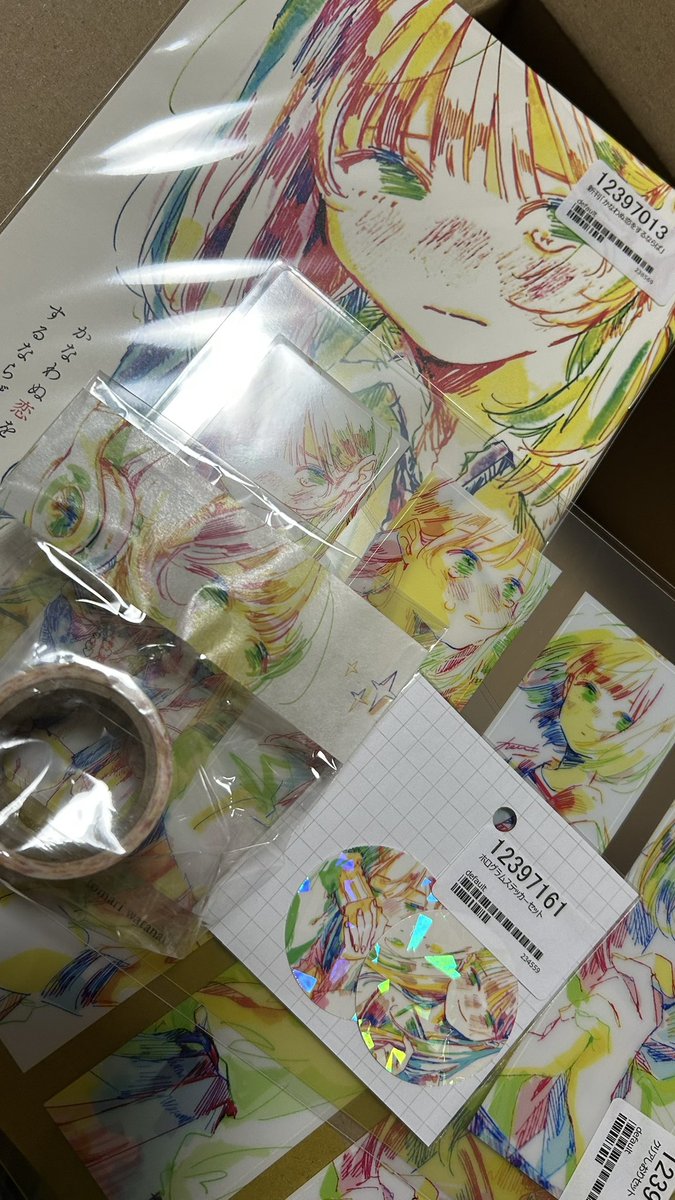 _itiendama's tweet photo. わたなべとまりさんの愛おしいものがたくさん届いたー！！！
どの子もかわいい。さいこう。
ネッ��リとステッカーをスマホに詰めていたのですが、クリアしおりも仲間入りです🫶🏻💗 https://t.co/sF6d7gN5Uc