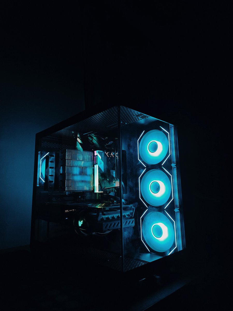 ArvindRana_'s tweet photo. Built my first gaming pc! It was fun 😌 https://t.co/jCr8Mpqztj