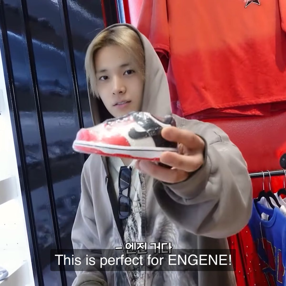 W0NIEFUL's tweet image. did he just call us toddlers??? 😭😭😭😭