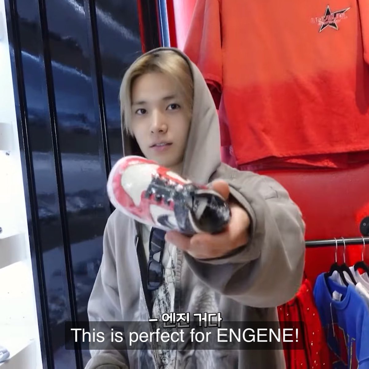 W0NIEFUL's tweet image. did he just call us toddlers??? 😭😭😭😭