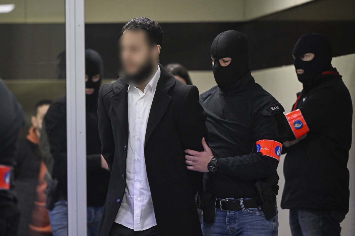 Le Parisien tweet media