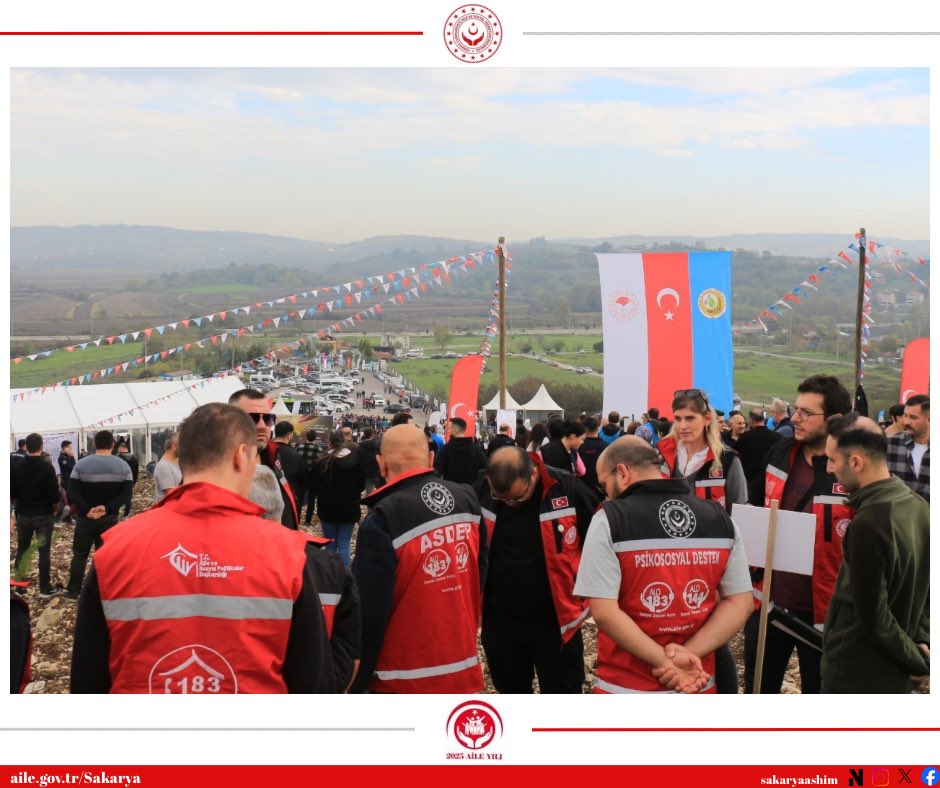 Milli Ağaçlandırma Günü’nde Geleceğe Nefes Olduk
11 Kasım Milli Ağaçlandırma Günü’nde Valiliğimiz himayesinde düzenlenen fidan dikim etkinliklerine kurumlarımız ve kuruluşlarımız katılım sağladı.