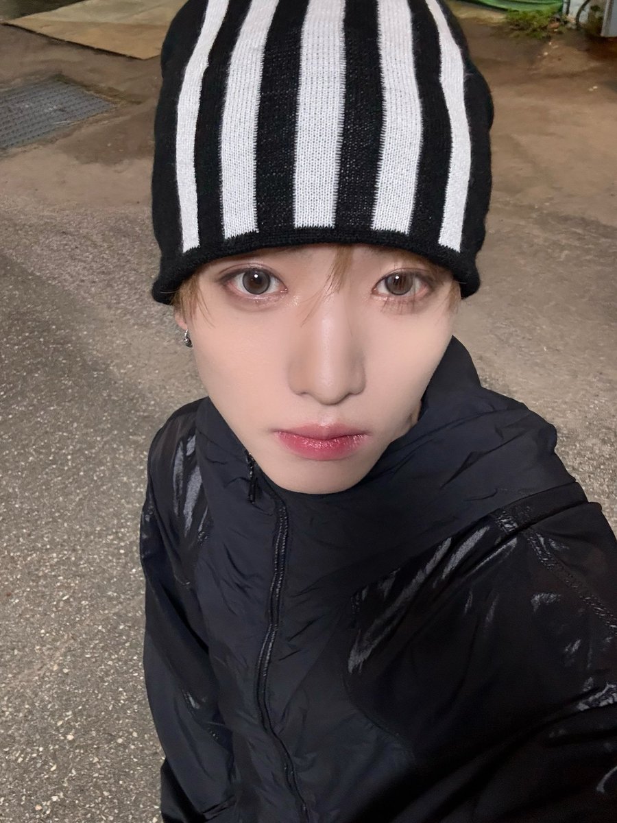 xikers_official's tweet photo. [#유준] 아이코닉 파이팅💪🖤
#xikers #싸이커스 https://t.co/96qT8gCukl