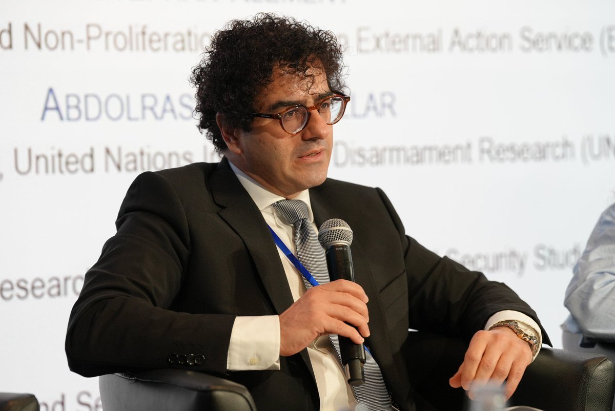 Great panel at EU Nonproliferation Conference with <a href="/Amb_Klement_EU/">Stephan Klement 🇪🇺</a> <a href="/RZimmt/">Raz Zimmt</a> &amp; Amnah Ibraheem moderated by <a href="/LudovicaCastel5/">Ludovica Castelli</a>

UNIDIR presented WMDFZ project recent paper on exploring new military/political trends which are impacting nonproliferation in ME.
unidir.org/publication/co…