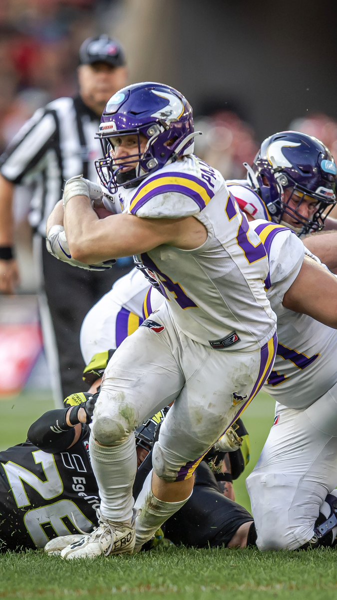 ViennaVikings's tweet image. Karri Pajarinen is ______________
👆🏽Fill in the blank!👆🏽

#Runningback #ViennaVikings #PurpleReign
📸 @HJirgal 🎥 m.frankowski
