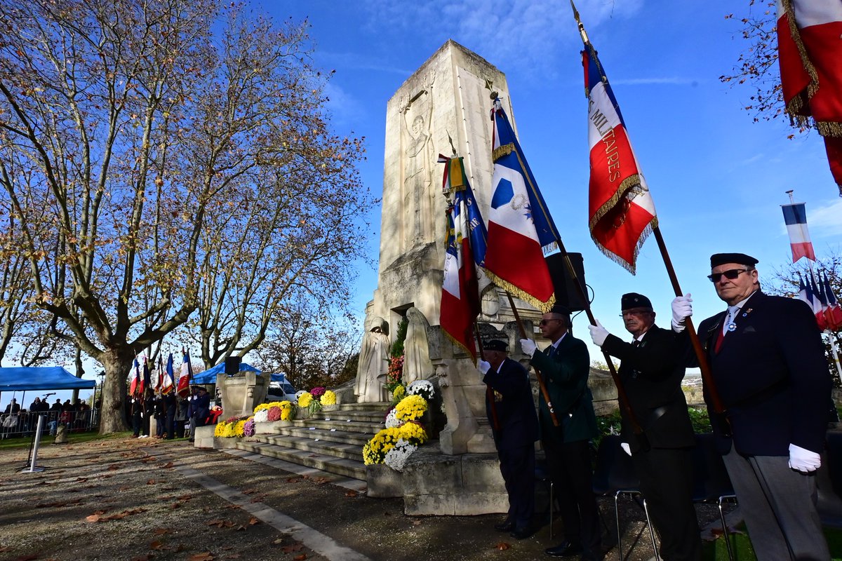 Image de Préfet de la Charente - #11Novembre 🇫🇷 | En ce 11 novembre, toute la Charente a rendu hommage à celles et ceux tombés pour