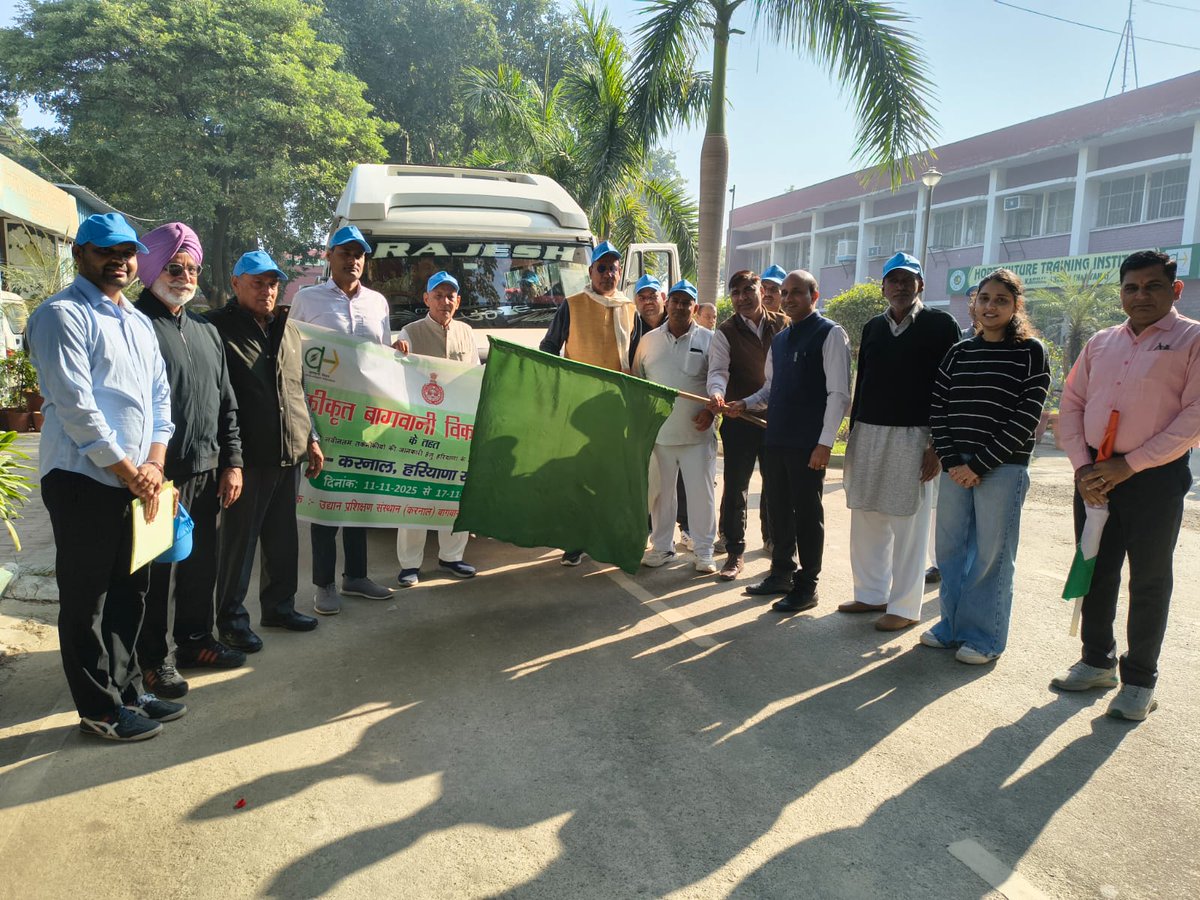 HTIKarnal's tweet photo. HTI karnal conduct one week Exposure visit of farmers &amp;  Dr. Billu Yadav, JDH cum Principal flag off  20 Horticulture Progressive Farmers from Distt. Karnal to Rajasthan  for learning new technology in Horticulture Sector . 
 @horticulturehry https://t.co/hfeHDVMwCZ