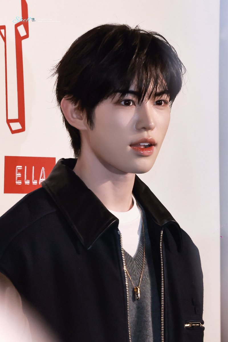 shell_minje's tweet image. 251111 MiuMiu

#킥플립 #KickFlip #민제 #MINJE