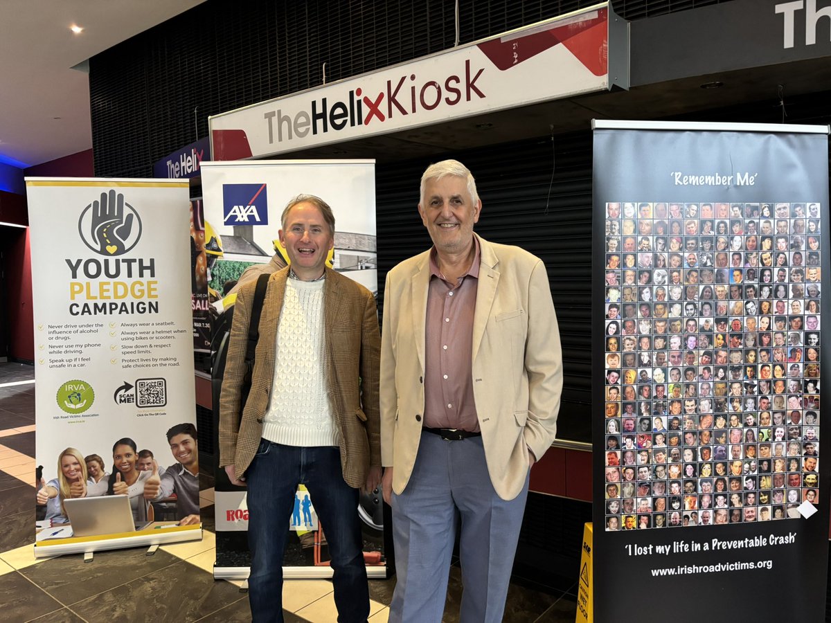 A great opportunity to catch up with Leo <a href="/IRVAroadsafety/">Irish Road Victims</a> at the <a href="/AXA_Ireland/">AXA Ireland</a> Road Safe Road Show.

Spreading the road safety message to the next generation.

<a href="/tomoleary888/">Tom OLeary PC</a> 

#learner #driver  #support #programme