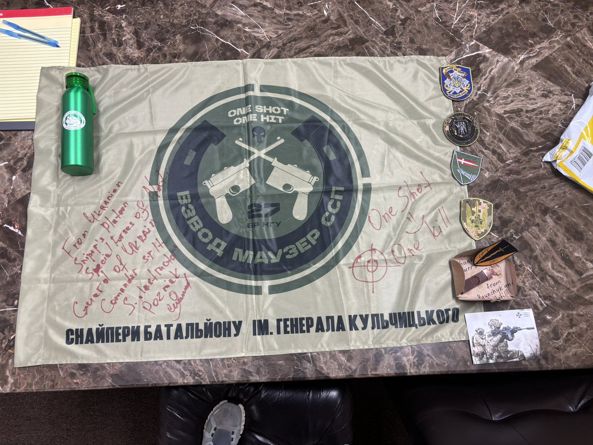 OH SWEET SWEET #TeamYuri RAFFLES!
💥Get in is only 5 bucks‼️💥
Doooo eeeeeet‼️ 💙💛😻
(AAAAAGHHH ITS CHRISTMAS 🎅 😻)
Thank you to the Heroes, Olimana, Yuri and the whole of #TeamYuri ‼️