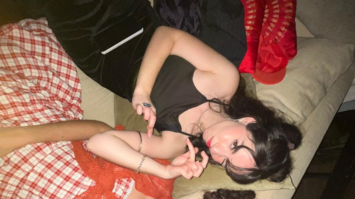 jayfluenc's tweet image. life outside twt ✨