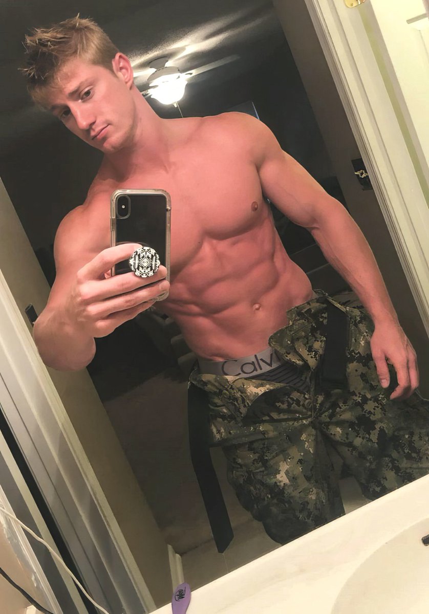 Broski Gooner 🍑 tweet media