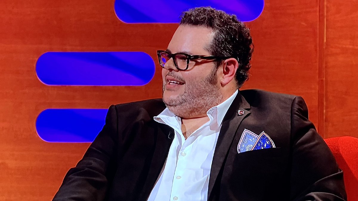 daveactv's tweet photo. Memory Captures: 4 years ago - alongside Lady Gada (see last post) other great guests were Graham Norton Show S29 E8 (Nov 2021) were Adam Driver Josh Gad Nadiya Hussain & Sir Rod Stewart #TheGrahamNortonShow #BBCOneHD https://t.co/yrYQne3cx0