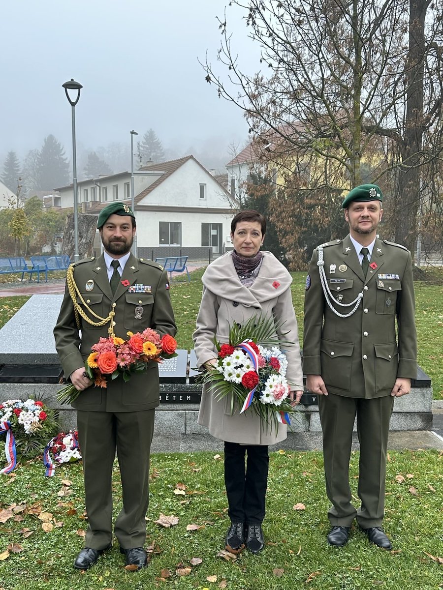 Velitelství informačních a kybernetických sil tweet media