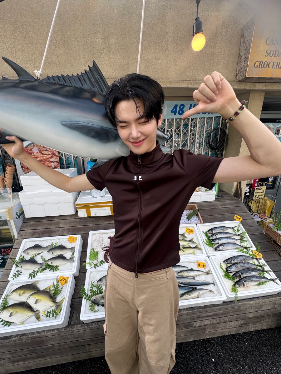 일단 드셔보시라니깐요~
#민희 #LemonadeFever