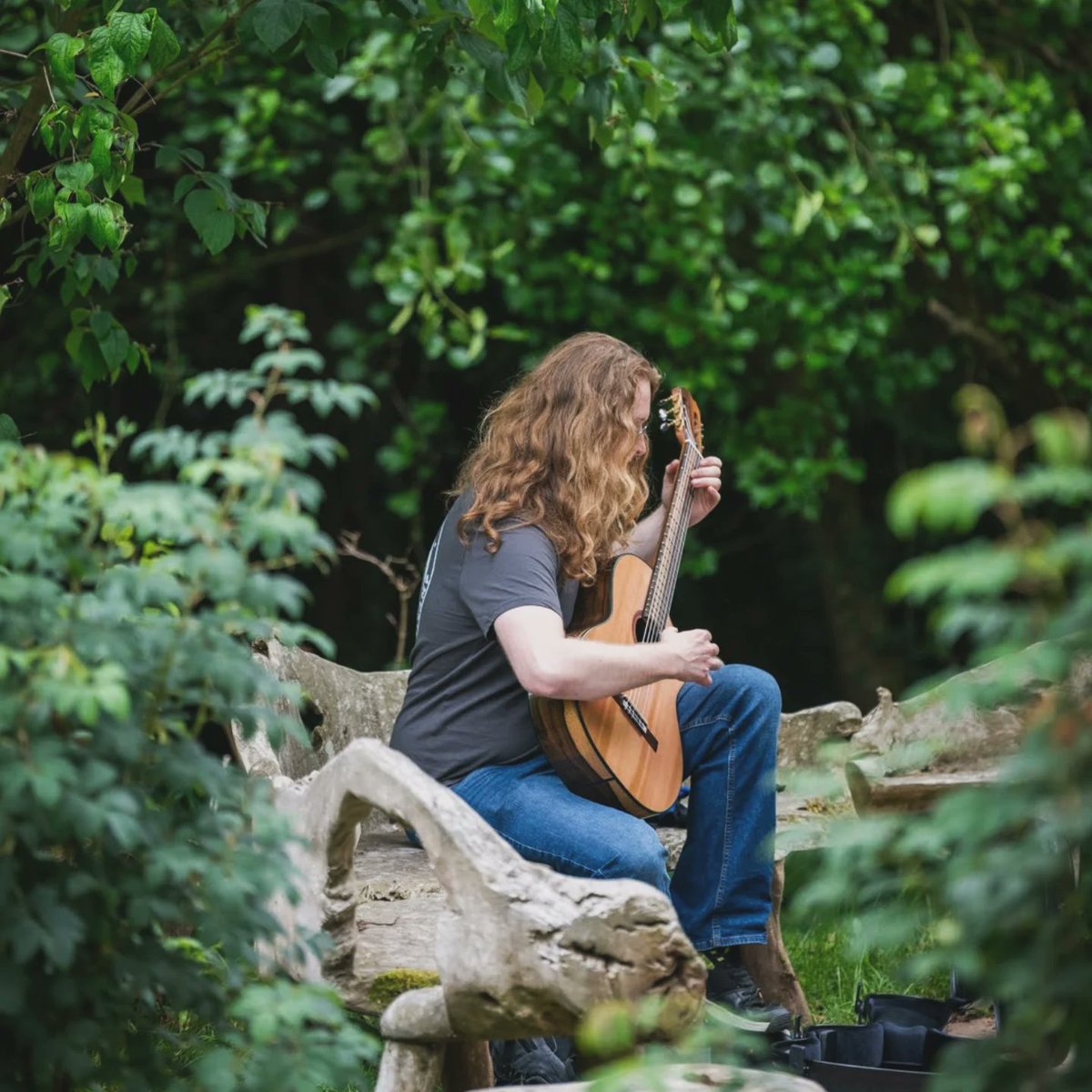 Bootcamp 2026 is go! Booking now open for my Acoustic Guitar Bootcamp in the Forest of Dean, UK, August 26th-30th 2026. 

Me, Thomas Leeb, Pino Forastiere &amp; Chris Woods will be massaging brains &amp; fingers into new musical shapes.

All the info is at jongomm.com/bootcamp