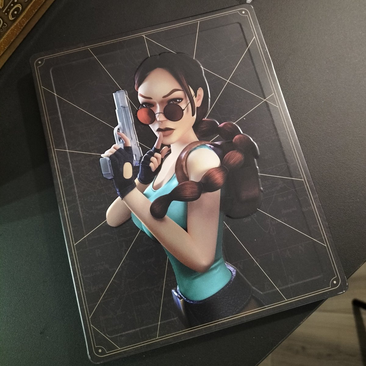 Volevo flexare la collector della remastered di Tomb Raider che è un qualcosa di epico. ❤️