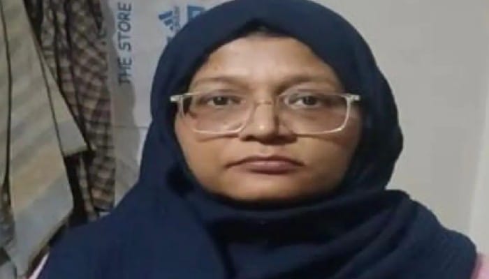 JulieChaurasia's tweet image. जानिए कौन है Dr Shaheena और इसने कैसे की टेरर नेटवर्क को फंड और भर्ती में मदद
#ShaheenaArrest #FaridabadTerrorModule #JaishEMohammed #WomenWing #LucknowDoctor #TerrorProbe #RedFortBlast #NIAInvestigation
factresearchfr.com/india/doctor-s…