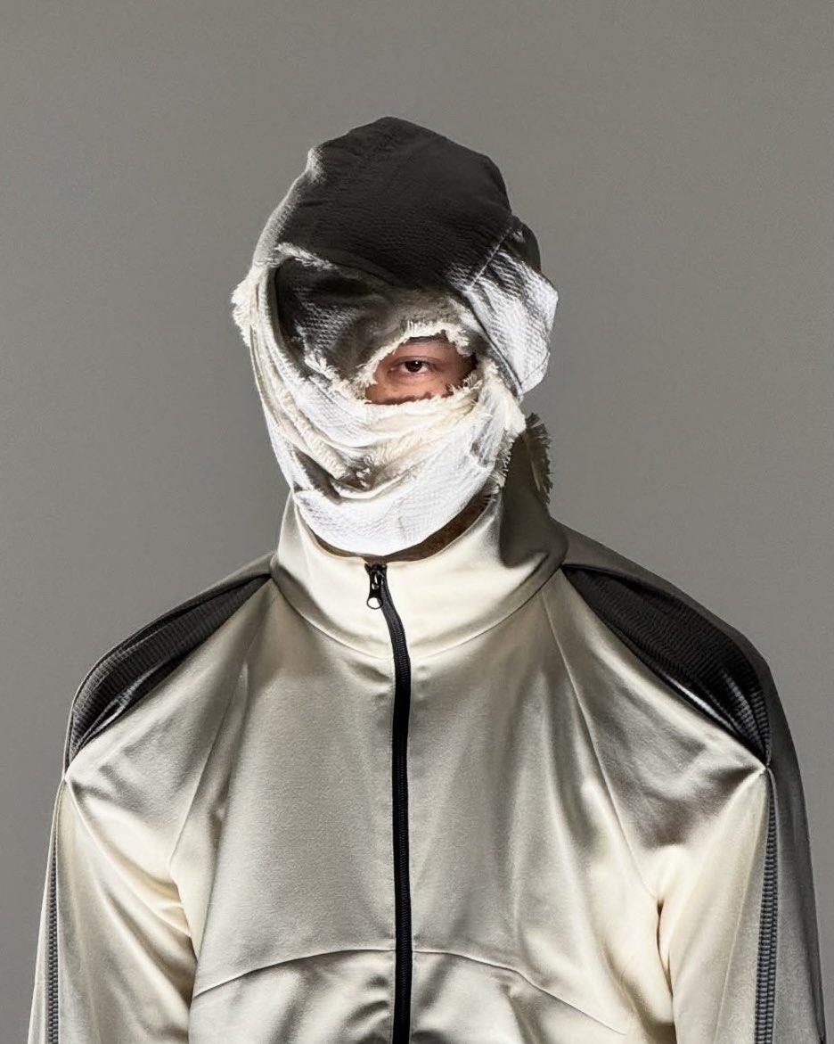 jojtiny's tweet image. slay ?